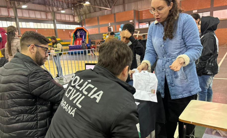 PCPR na Comunidade leva serviços de polícia judiciária a 1,2 mil pessoas em Imbituva