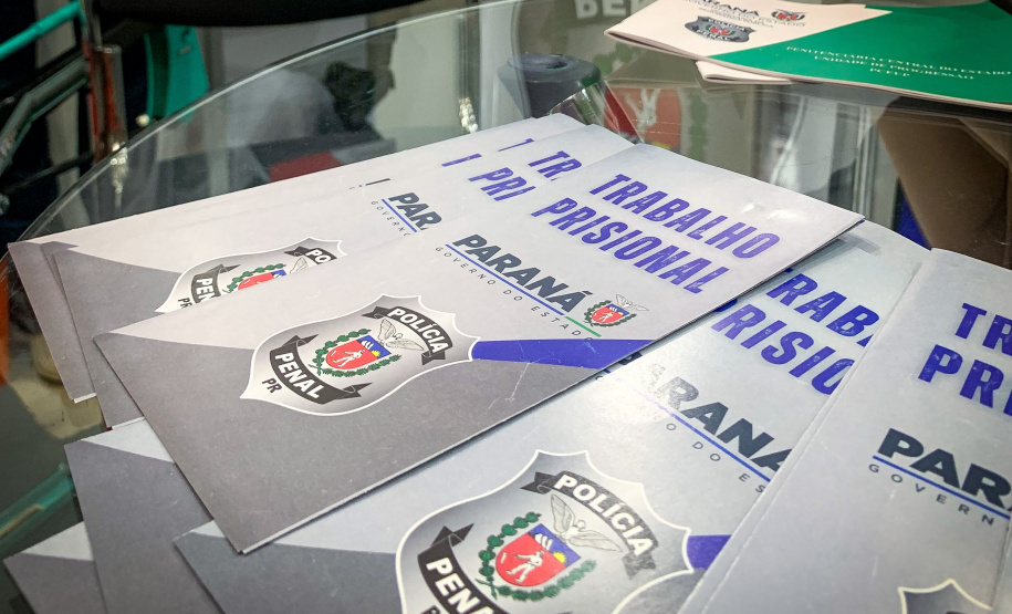Polícia Penal expõe materiais produzidos com mão de obra prisional em feira industrial