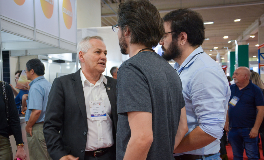 Polícia Penal expõe materiais produzidos com mão de obra prisional em feira industrial