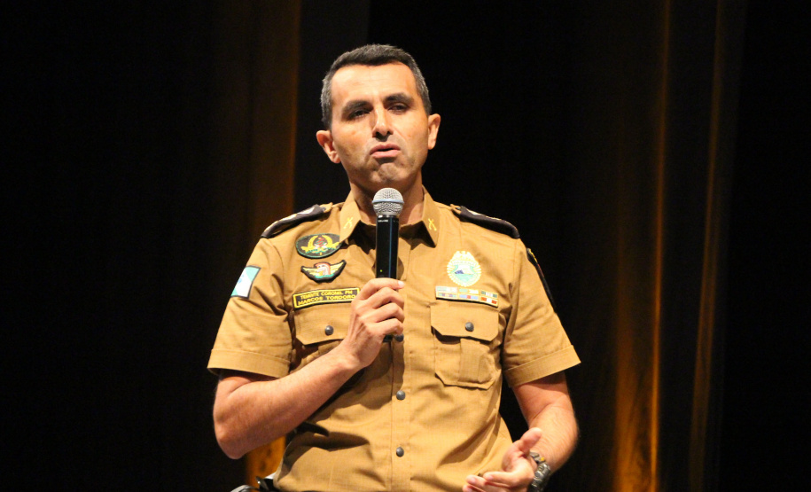 Na reta final da formação, 2,5 mil praças da PMPR passam por ciclo de palestras