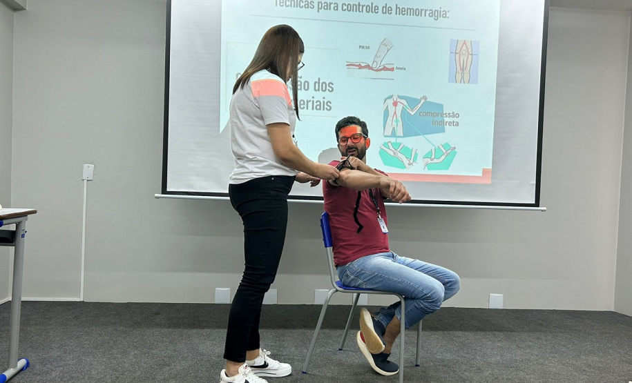 Polícia Penal capacita 35 agentes em curso de primeiros socorros na regional de Maringá