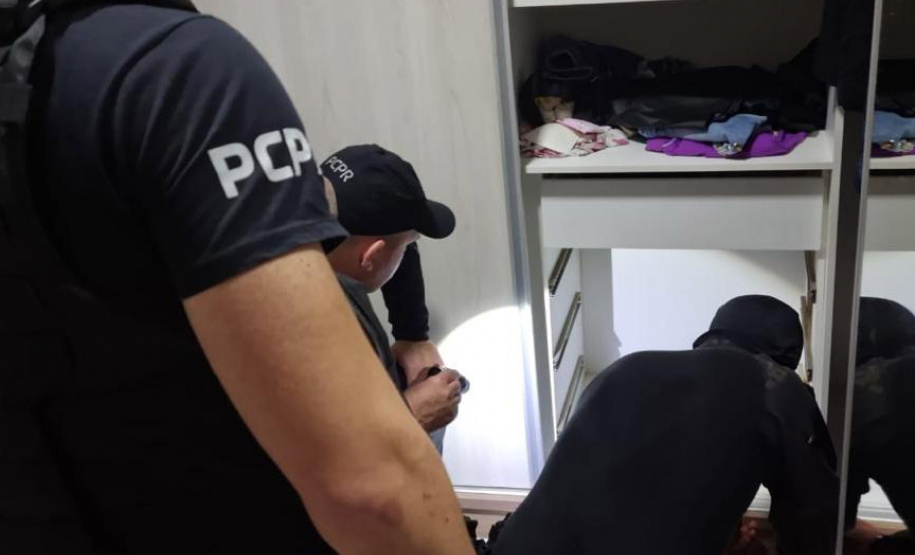 PCPR e MPPR cumprem 101 ordens judiciais contra grupo criminoso que distribui drogas
