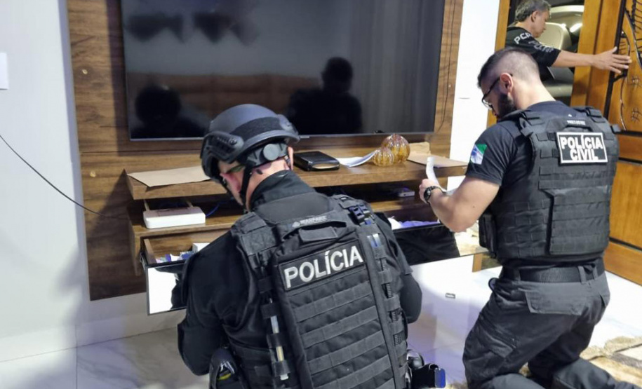 PCPR e MPPR cumprem 101 ordens judiciais contra grupo criminoso que distribui drogas