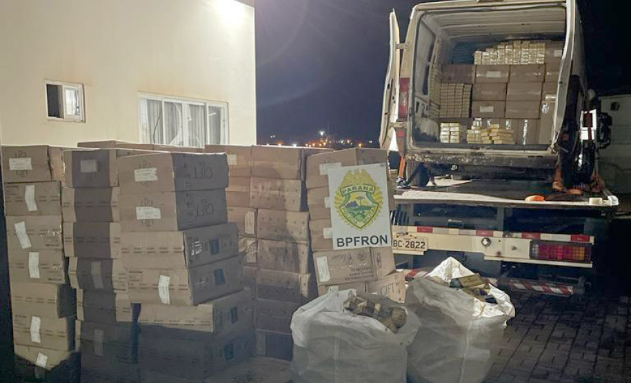 PMPR apreende 5,1 mil pacotes de cigarros na fronteira entre Brasil e Argentina