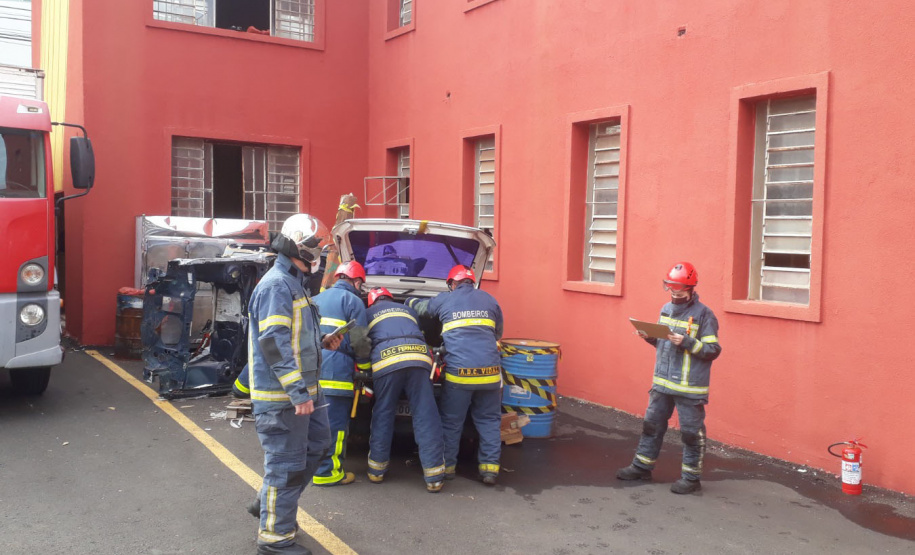 Treinamento de socorristas desenvolvido pela UEM será usado pelo Corpo de Bombeiros