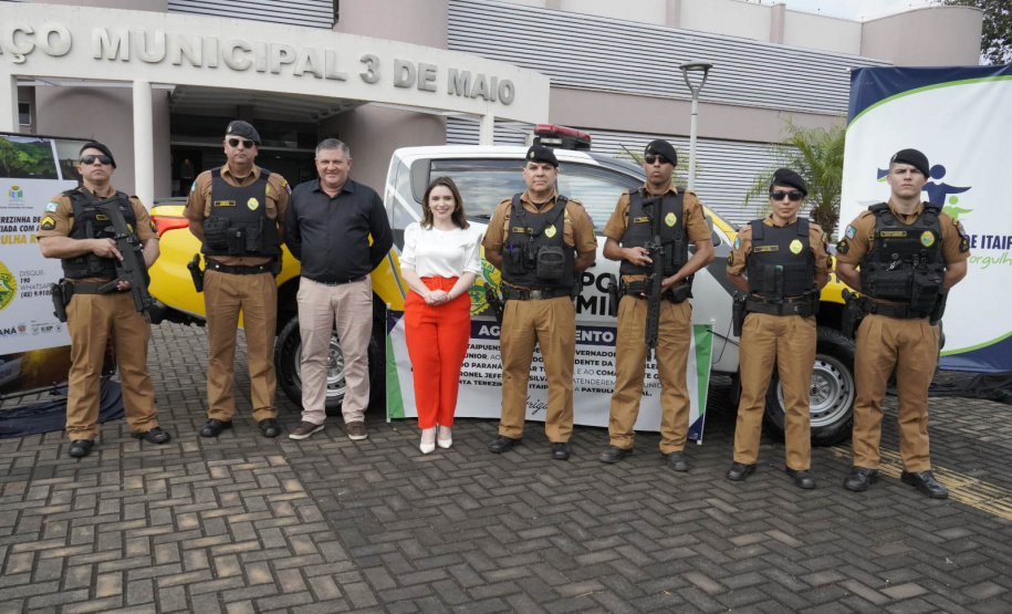 Comandante-geral da PMPR entrega viaturas em Santa Terezinha de Itaipu