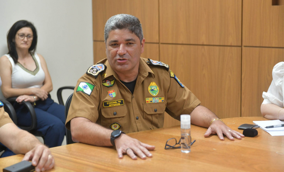 Comandante-geral da PMPR entrega viaturas em Santa Terezinha de Itaipu