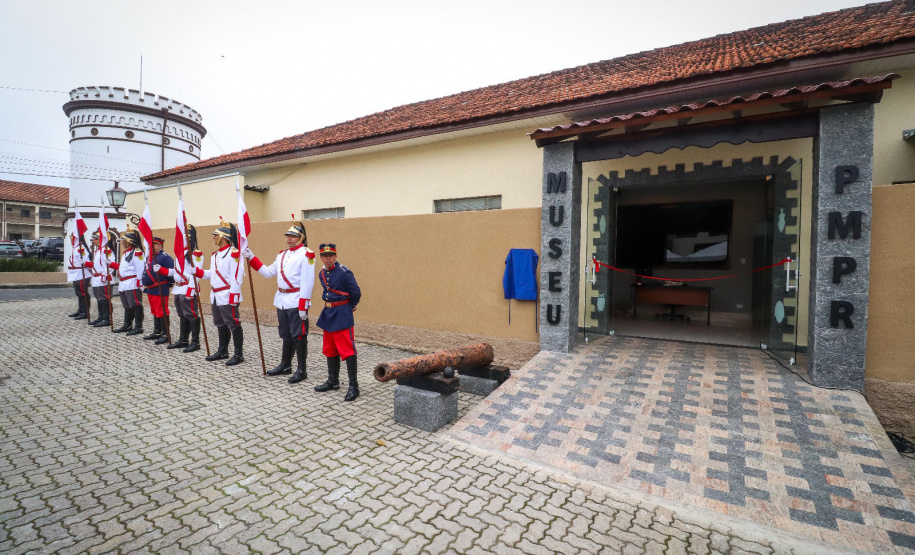 Museu da Polícia Militar do Paraná é reinaugurado em Curitiba