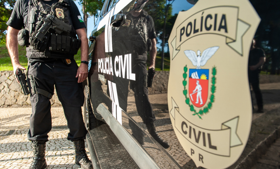 PCPR prende homem por armazenamento de pornografia infantojuvenil em Curitiba