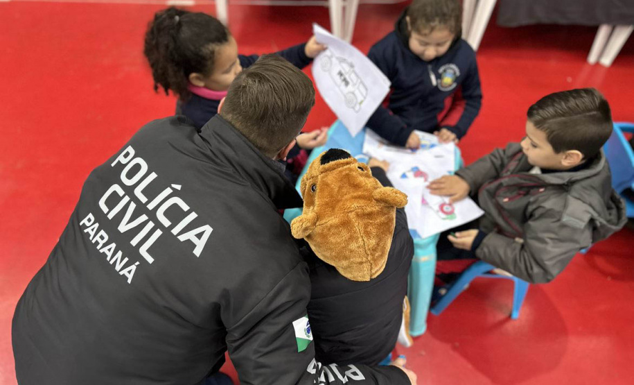 Campanha arrecada brinquedos para crianças atendidas pelo Nucria em Curitiba