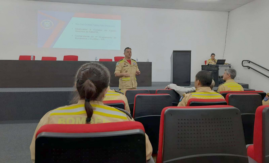 Corpo de Bombeiros do Paraná promove curso de aperfeiçoamento para oficiais