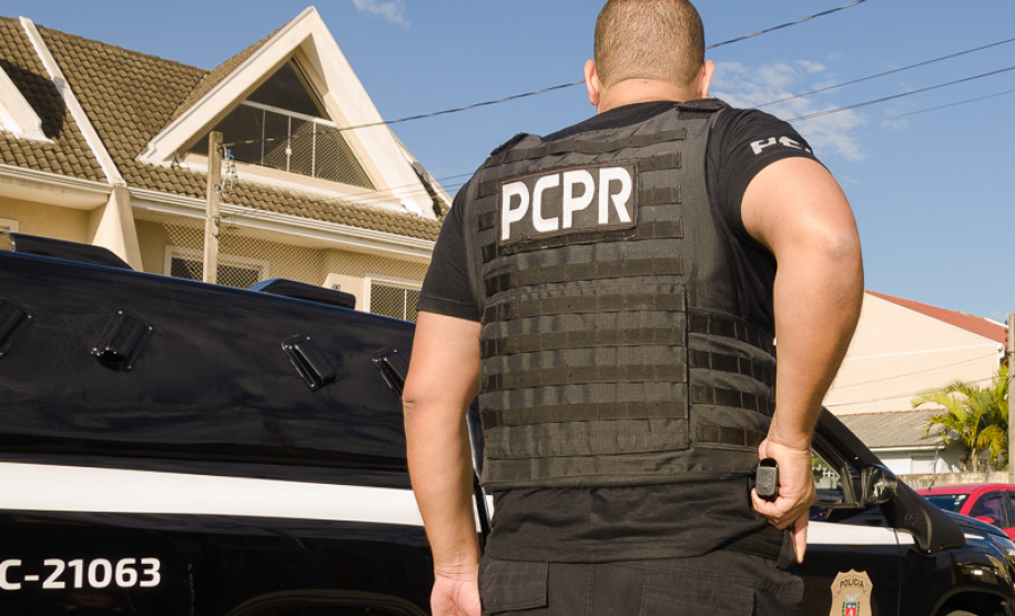 PCPR prende casal por invasão de dispositivo informático e divulgação de fotos íntimas em Curitiba