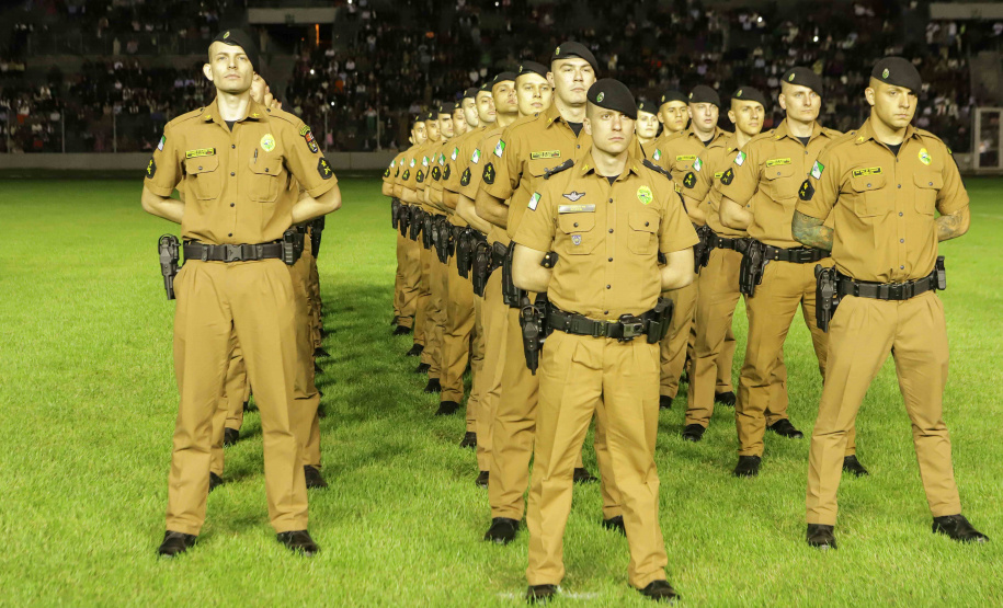 PM completa formatura história com 319 soldados que vão reforçar o Oeste e Sudoeste