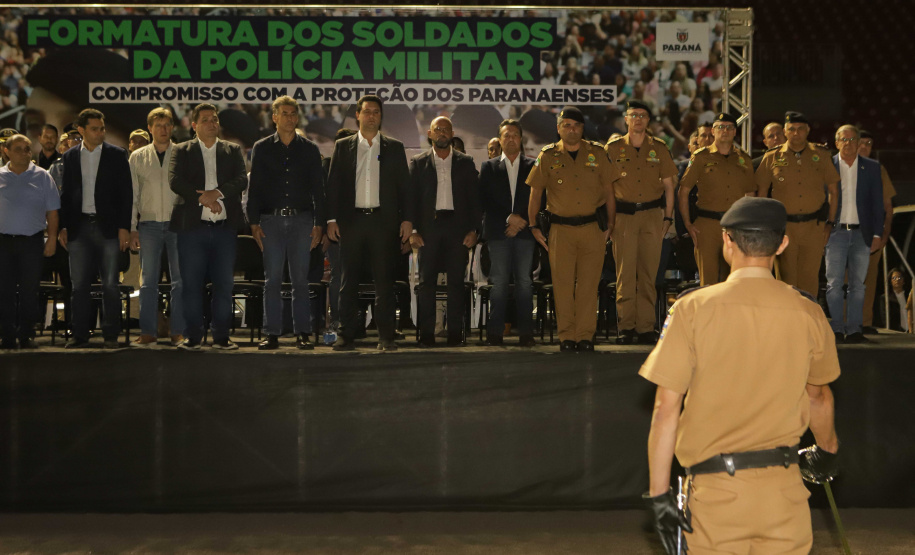 PM completa formatura história com 319 soldados que vão reforçar o Oeste e Sudoeste
