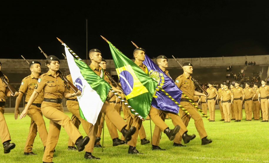 PM completa formatura história com 319 soldados que vão reforçar o Oeste e Sudoeste
