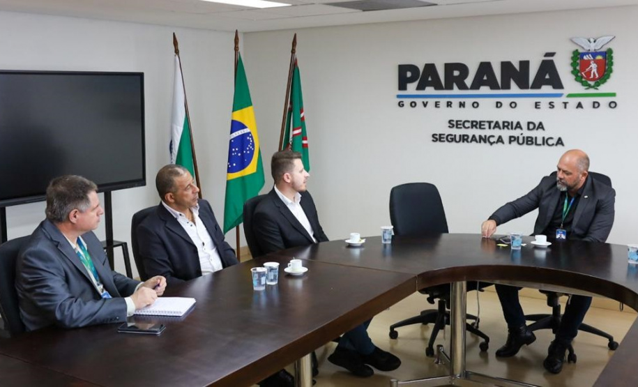 Secretário Hudson recebe o Prefeito de Fazenda Rio Grande