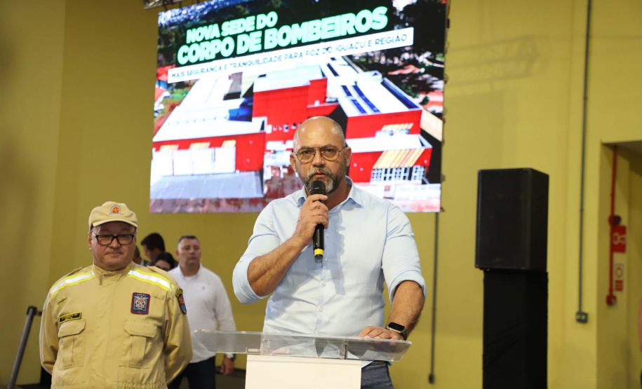 Governador inaugura nova sede do Corpo de Bombeiros de Foz do Iguaçu, a maior do Estado