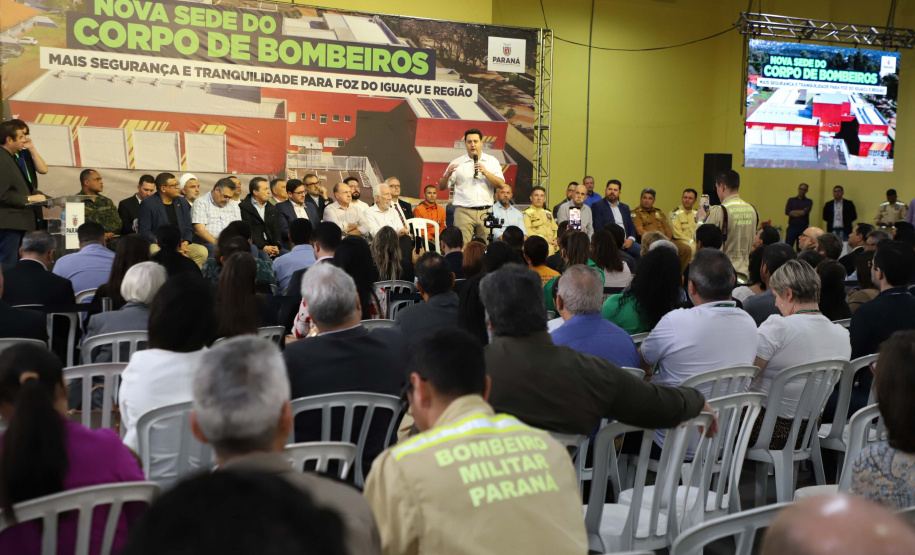 Governador inaugura nova sede do Corpo de Bombeiros de Foz do Iguaçu, a maior do Estado