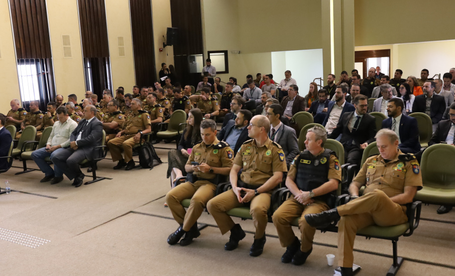 Sesp promove reunião de trabalho com forças da Segurança Pública em Curitiba