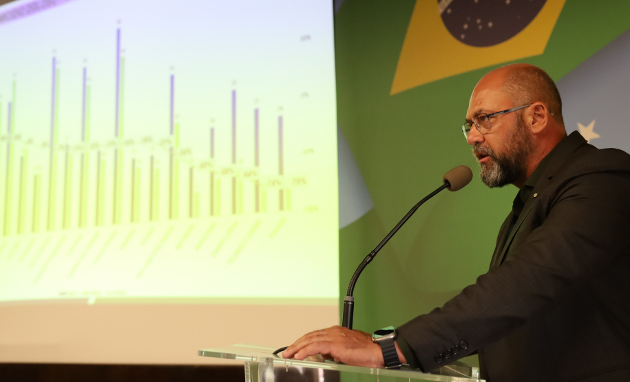 Sesp promove reunião de trabalho com forças da Segurança Pública em Curitiba