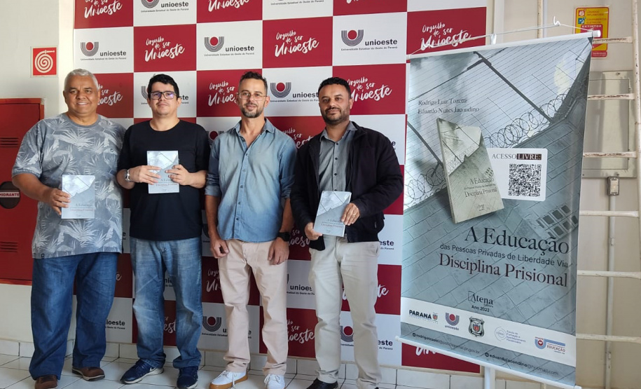 Policial penal explora importância da disciplina nas penitenciárias em livro