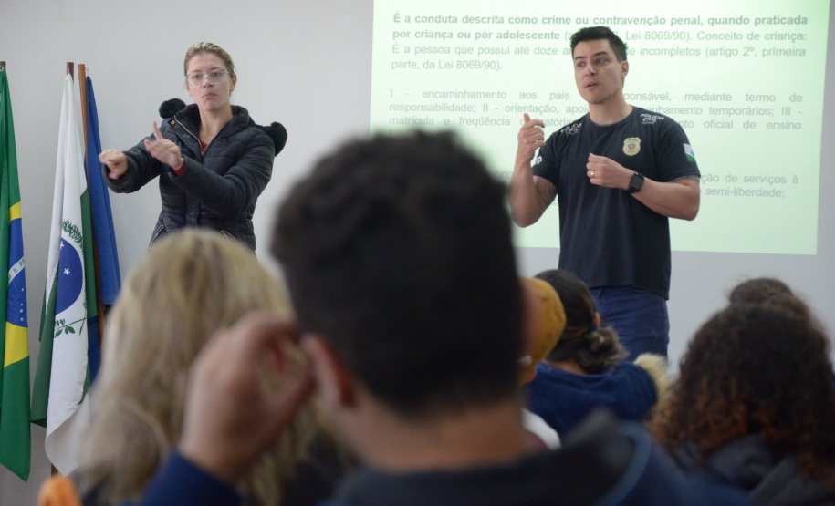 PCPR ministra palestras para mais de 6,8 mil pessoas no mês de agosto em todo Paraná