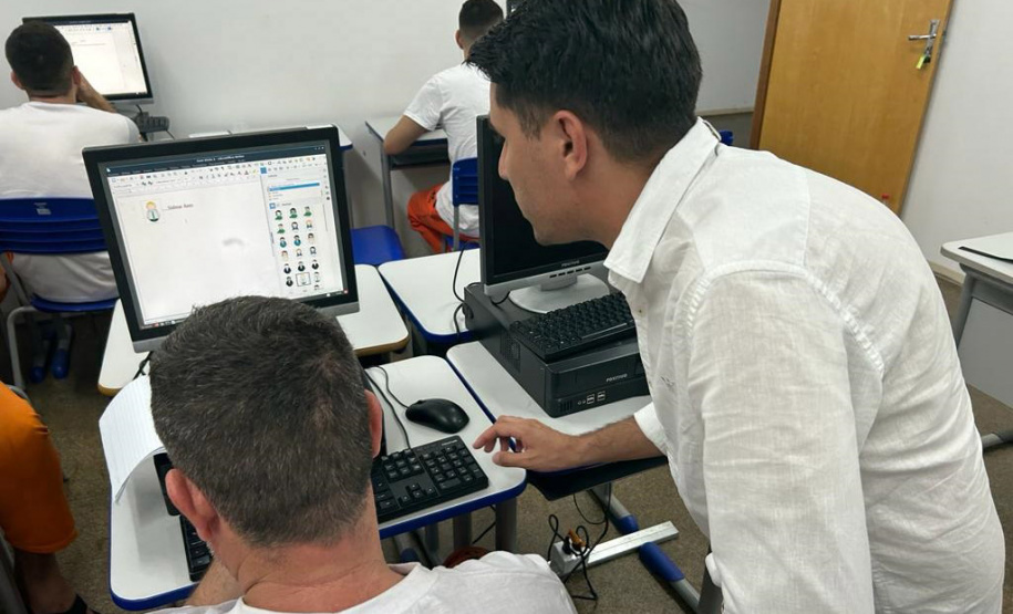Polícia Penal oferta curso de Operador de Computadores para custodiados de Maringá
