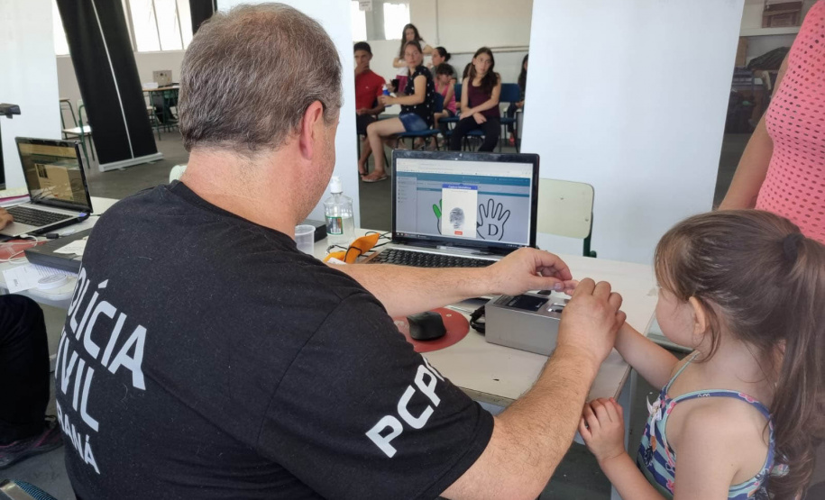 PCPR confecciona 375 carteiras de identidade em ação de cidadania em Campo Largo