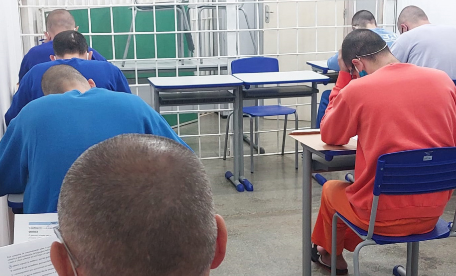 Paraná tem 10,1 mil pessoas privadas de liberdade inscritas no Encceja 2023