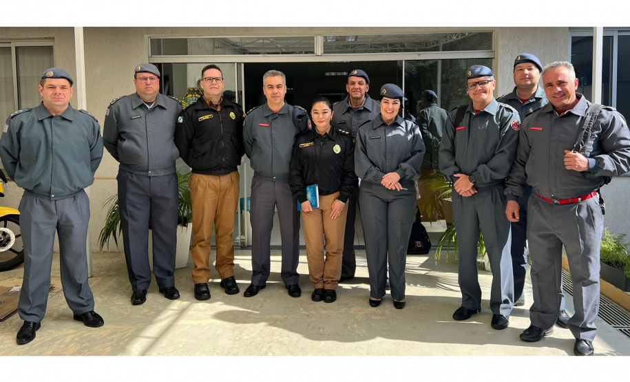 Corpo de Bombeiros do Paraná vira referência para curso de oficiais da PM de São Paulo