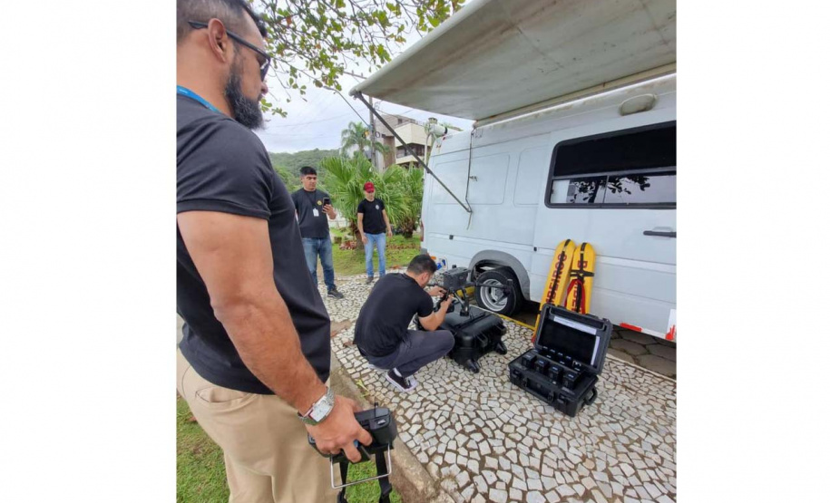 Após teste no feriado, Estado vai usar drones para ajudar bombeiros em salvamentos