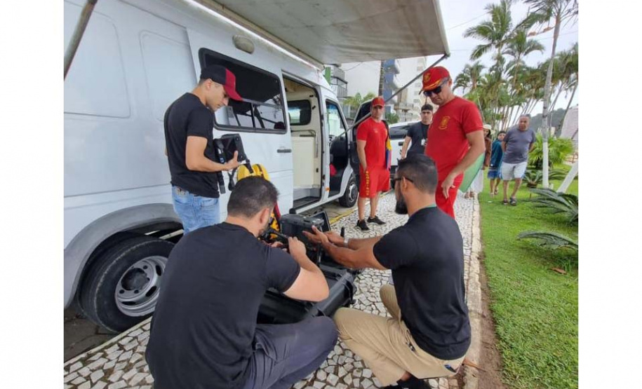 Após teste no feriado, Estado vai usar drones para ajudar bombeiros em salvamentos