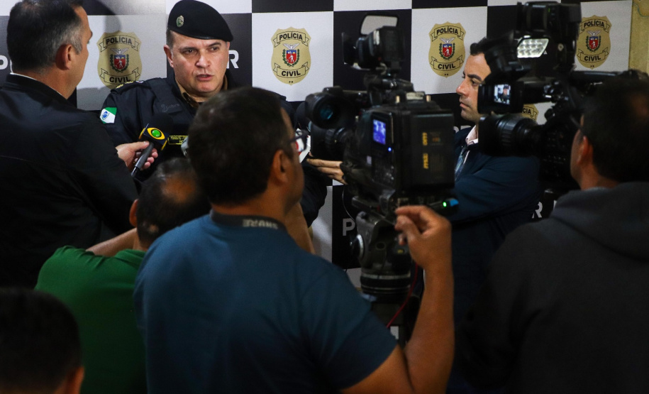 PCPR e PMPR prendem 20 pessoas ligadas ao tráfico de drogas no Centro de Curitiba