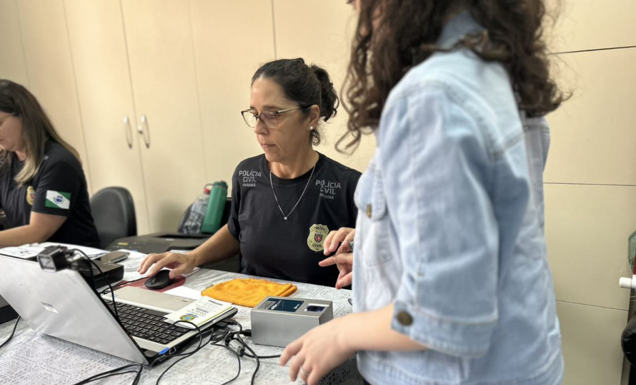PCPR NA COMUNIDADE LEVA SERVIÇOS DE POLÍCIA JUDICIÁRIA PARA MAIS DE 400 ALUNOS EM ESCOLAS ESPECIAIS EM CASCAVEL