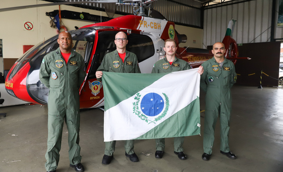 Paraná envia helicóptero para auxiliar atendimento em Santa Catarina