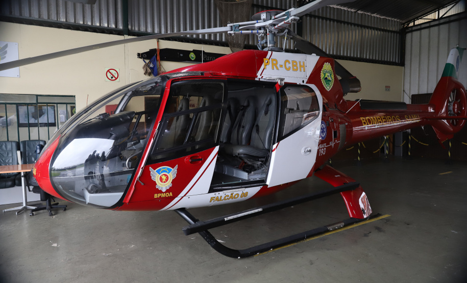 Paraná envia helicóptero para auxiliar atendimento em Santa Catarina