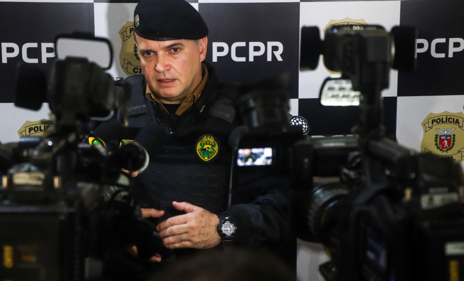 PCPR e PMPR prendem 20 pessoas ligadas ao tráfico de drogas no Centro de Curitiba