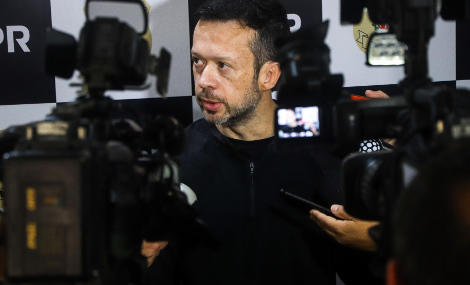 PCPR e PMPR prendem 20 pessoas ligadas ao tráfico de drogas no Centro de Curitiba