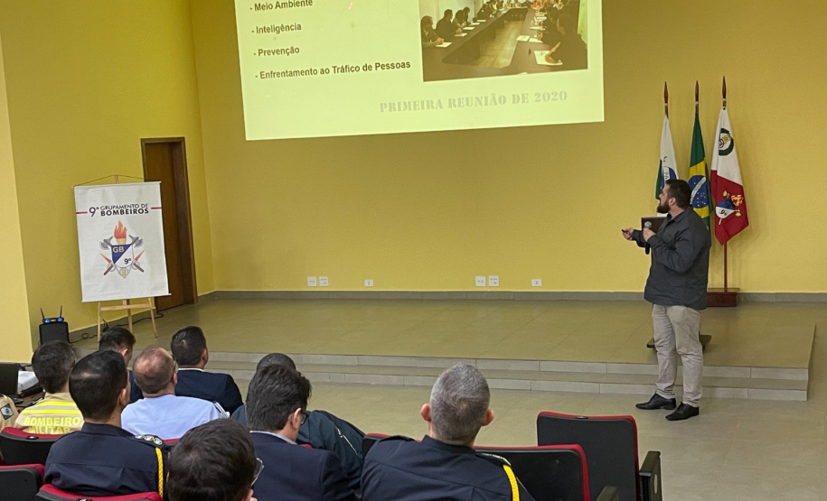 Segurança Pública debate estratégias de segurança na fronteira em Foz do Iguaçu