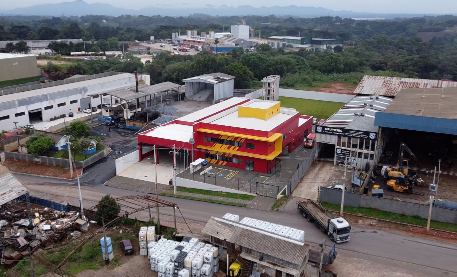 Governador inaugura em Colombo o segundo maior quartel do Corpo de Bombeiros