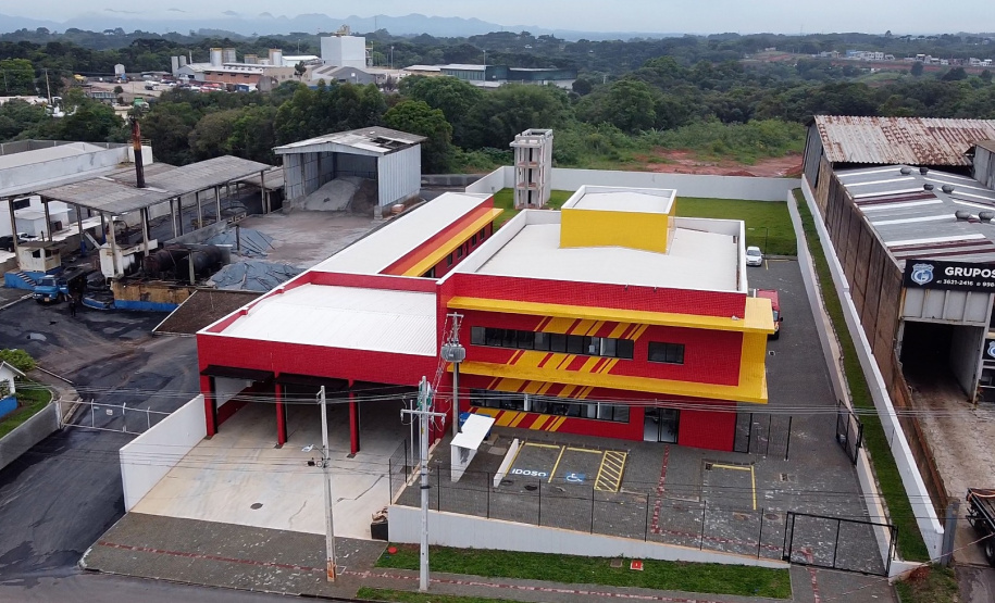 Governador inaugura em Colombo o segundo maior quartel do Corpo de Bombeiros