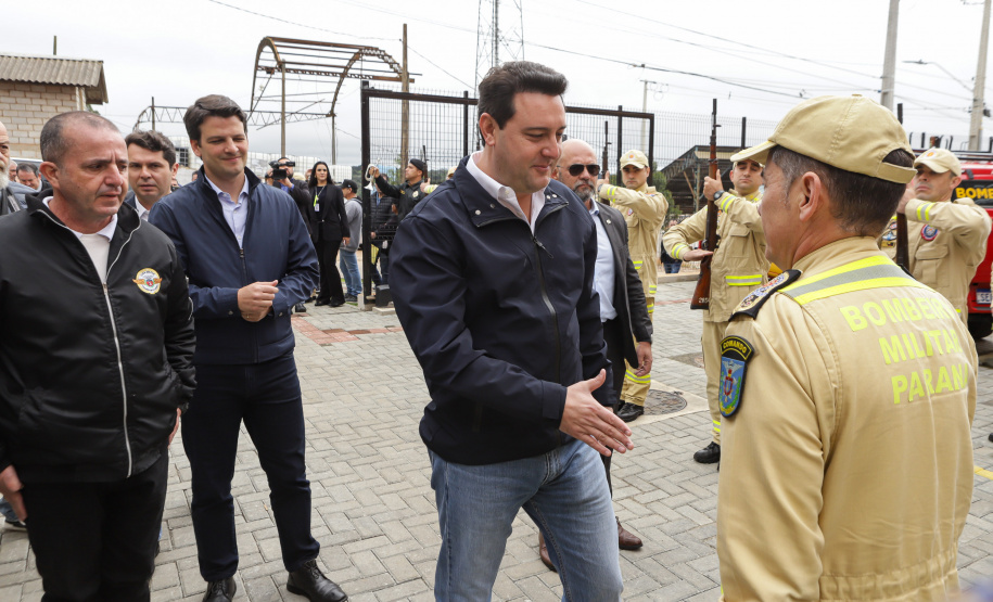 Governador inaugura em Colombo o segundo maior quartel do Corpo de Bombeiros
