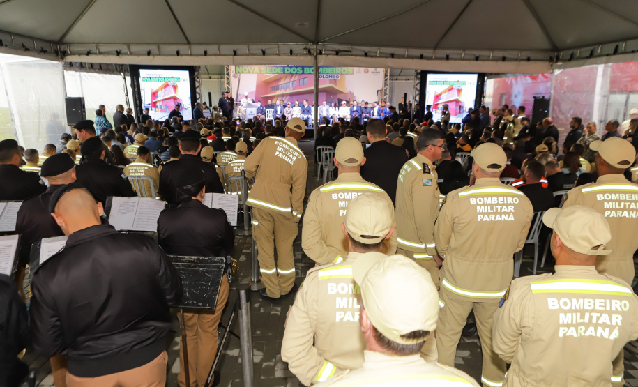 Governador inaugura em Colombo o segundo maior quartel do Corpo de Bombeiros
