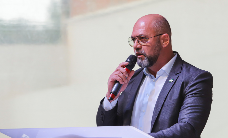 O governador Carlos Massa Ratinho Jr inaugura Nova Sede dos Bombeiros em Colombo. Com a palavra o secretário estadual de Segurança Pública, coronel Hudson Teixeira