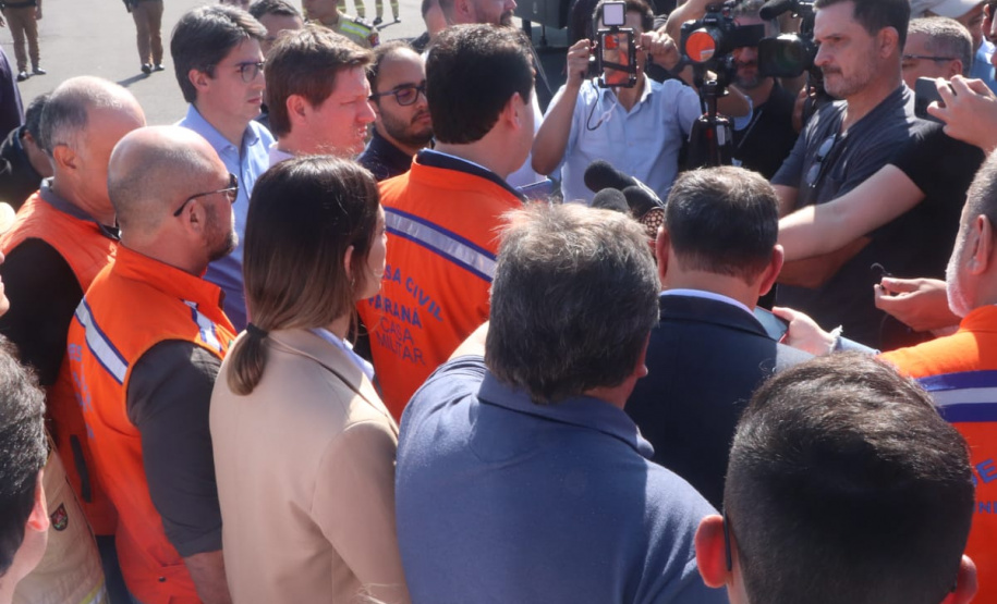 Em União da Vitória, governador Ratinho Junior anuncia pacote para auxílio às vítimas de enchentes