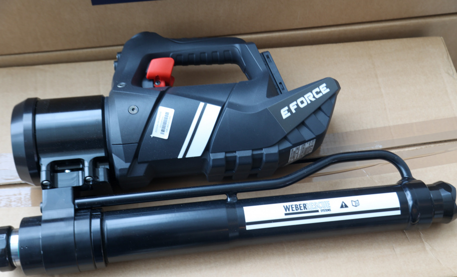 Secretário Hudson participa da entrega de R$ 52 milhões em veículos e equipamentos à Defesa Civil