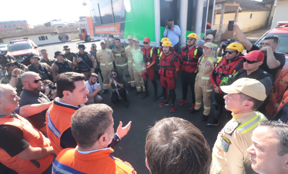 Em União da Vitória, governador Ratinho Junior anuncia pacote para auxílio às vítimas de enchentes