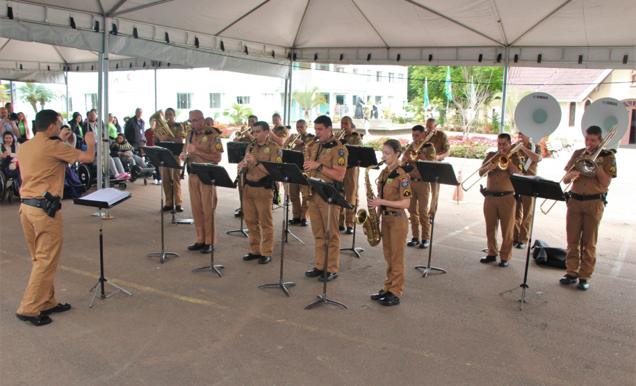PMPR realiza doação de 10 mil reais ao Pequeno Cotolengo