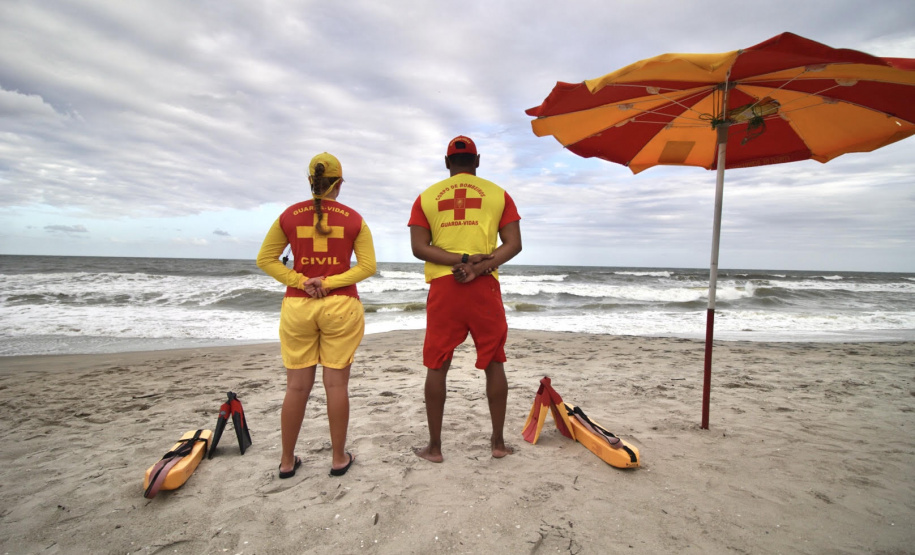 CBMPR abre inscrições para curso de Guarda-Vidas Civil Voluntário