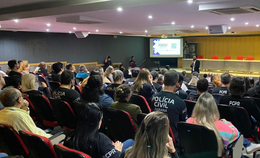 PCPR promove palestra sobre Direitos Humanos no atendimento a autistas